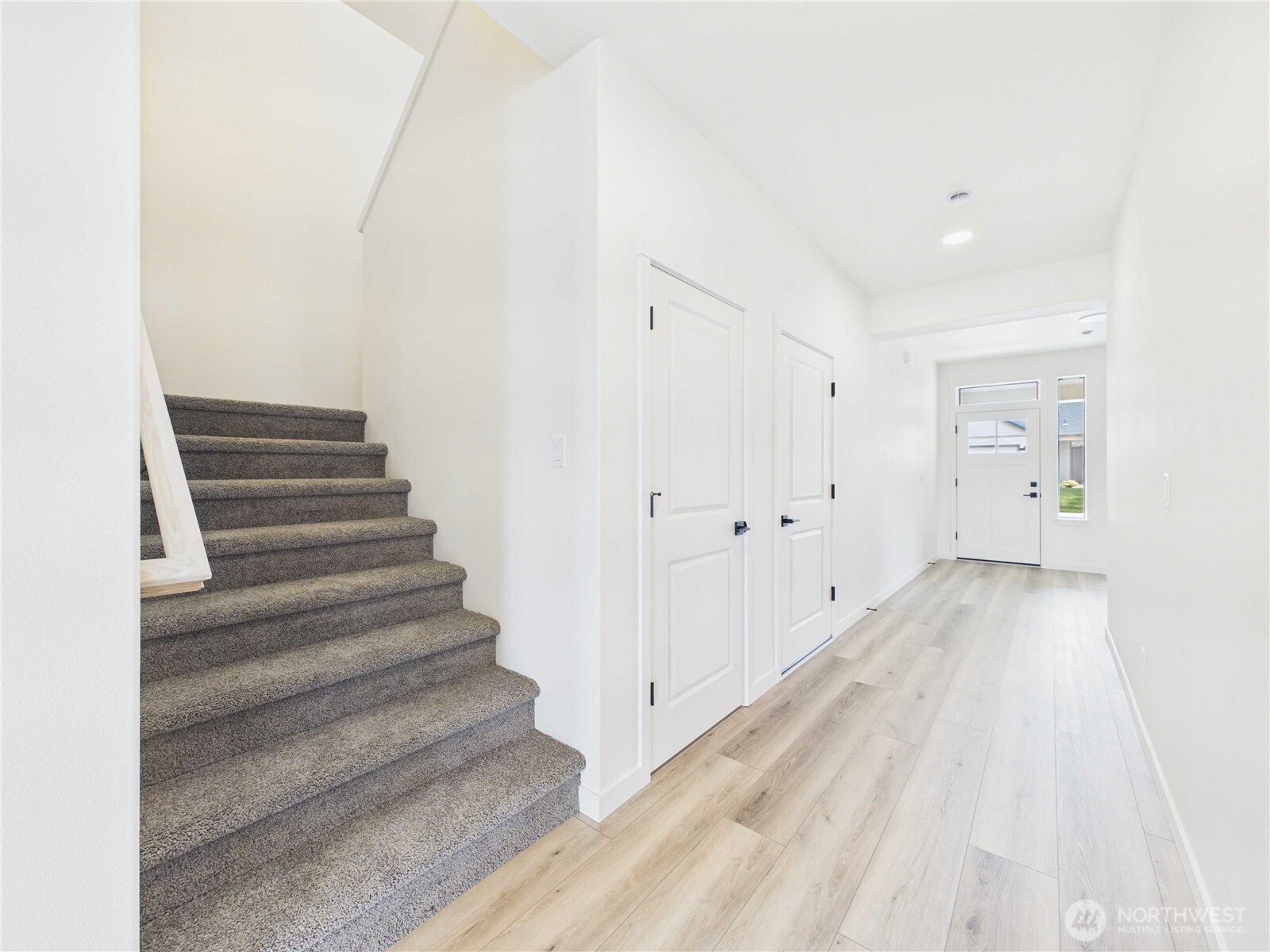 701 Powell Avenue Property Photo 22