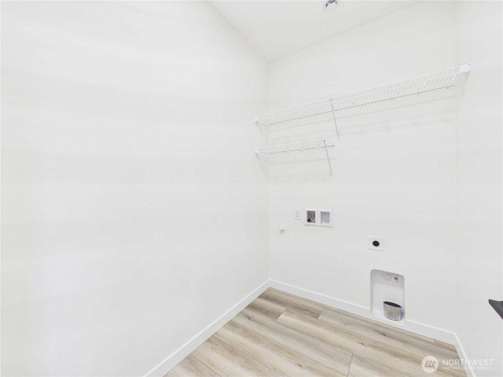 701 Powell Avenue Property Photo 23