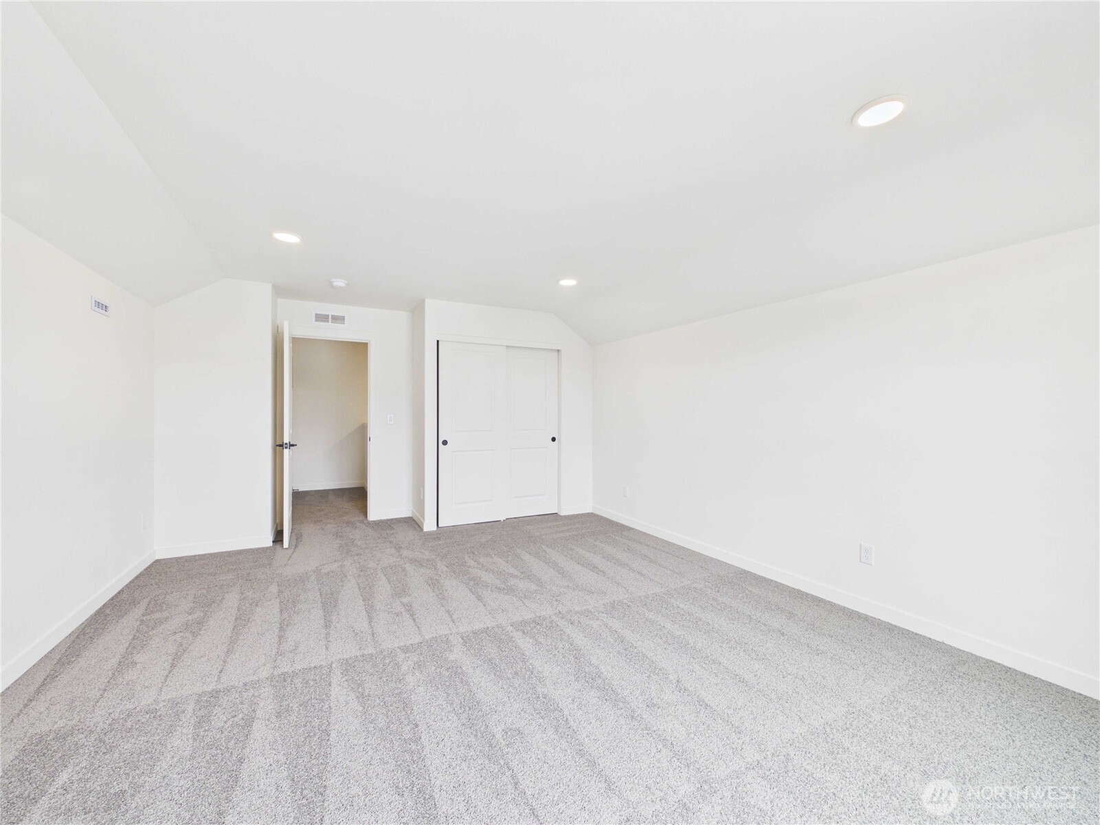 701 Powell Avenue Property Photo 32