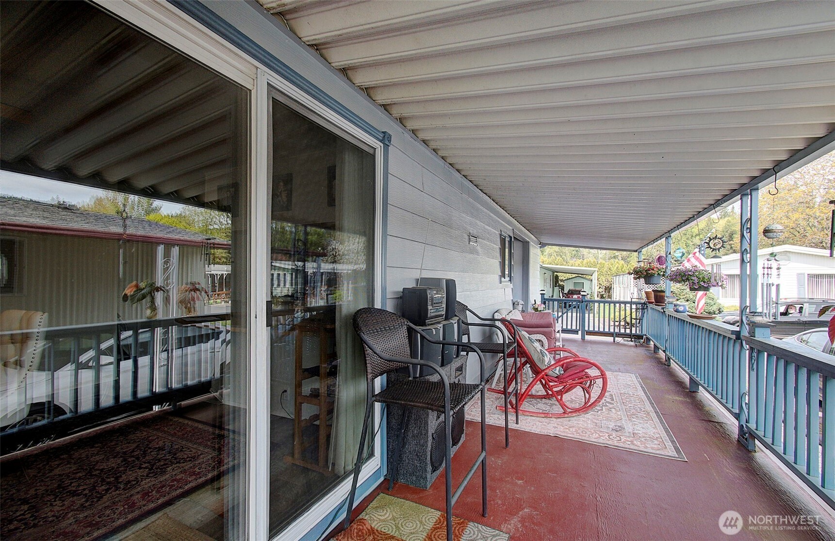 2424 Nightingale Lane Property Photo 5