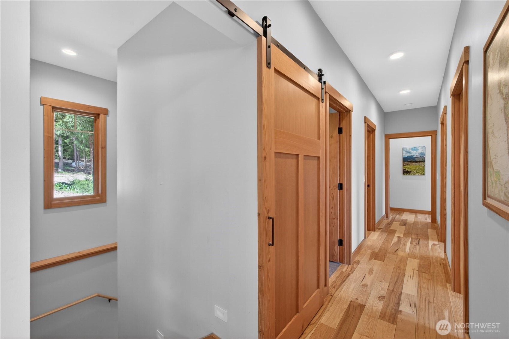 215 Lois Lane Property Photo 13