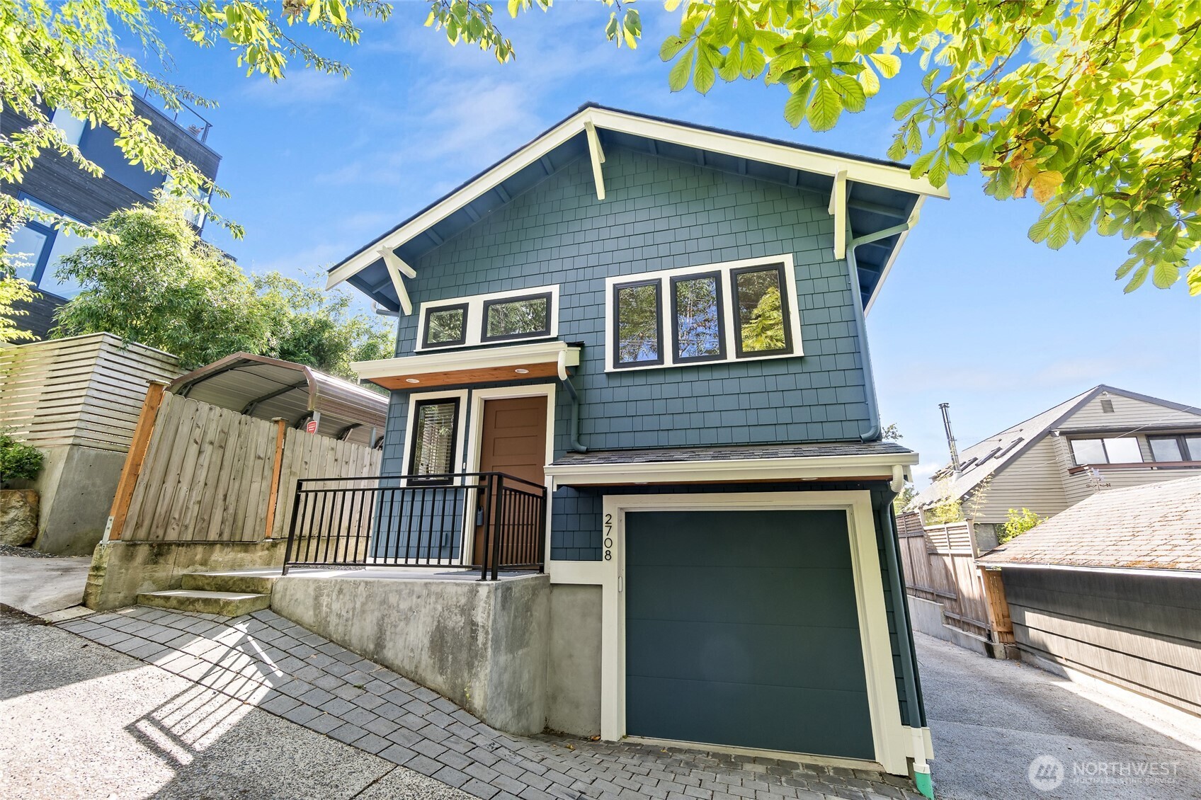 2708 1st Avenue Property Photo 1