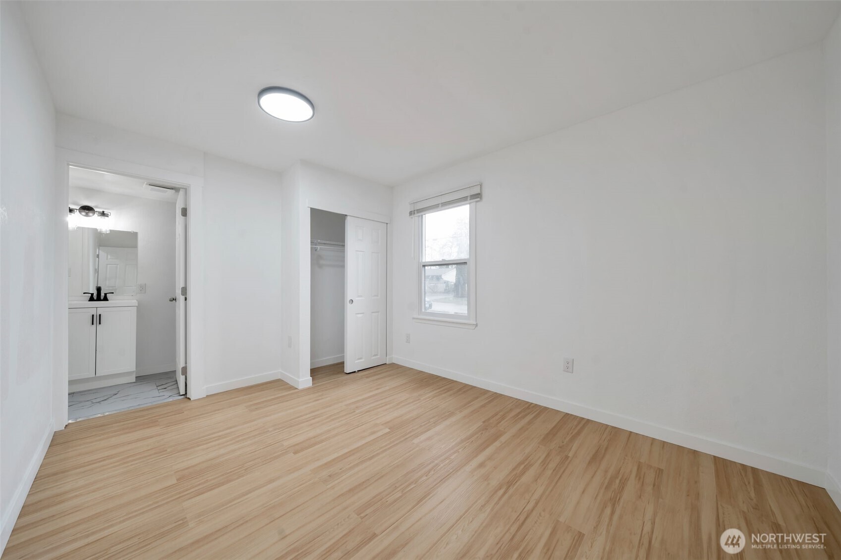 904 B Street Property Photo 18