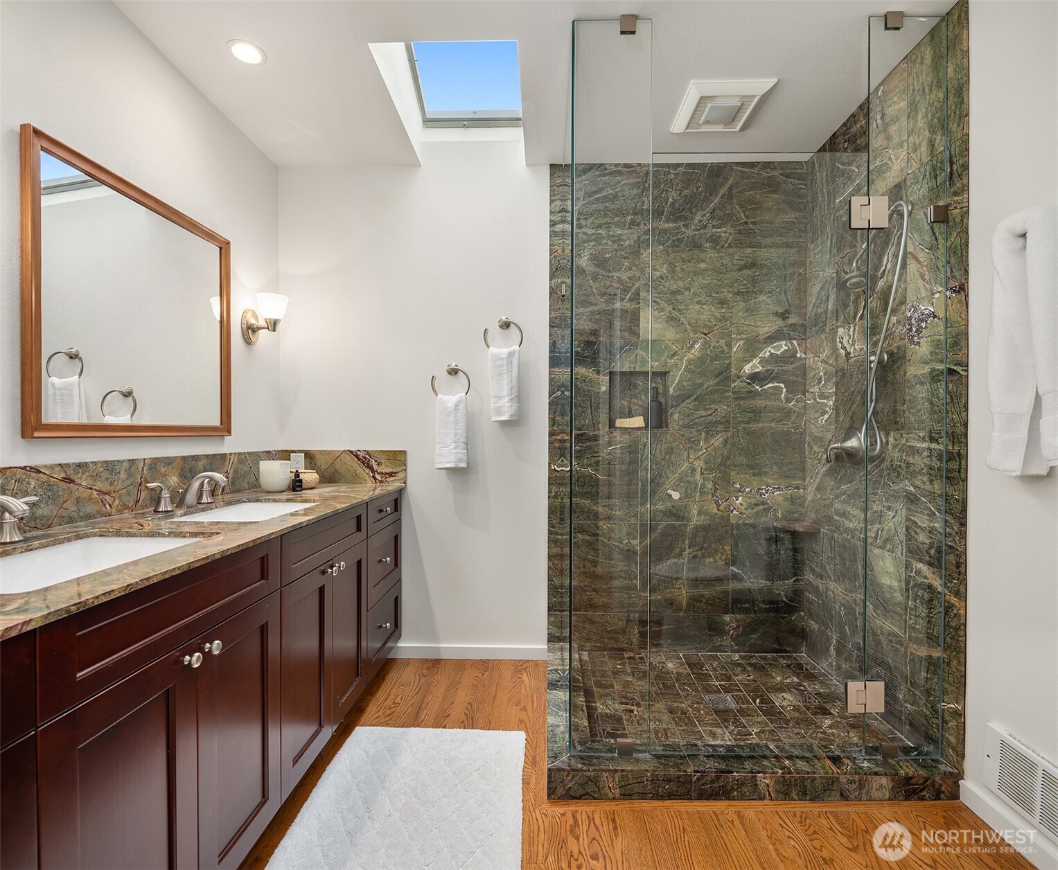 1419 Mcgilvra Boulevard Property Photo 26