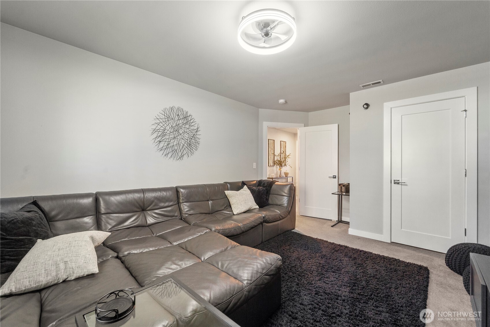 1225 Adams Street Property Photo 17
