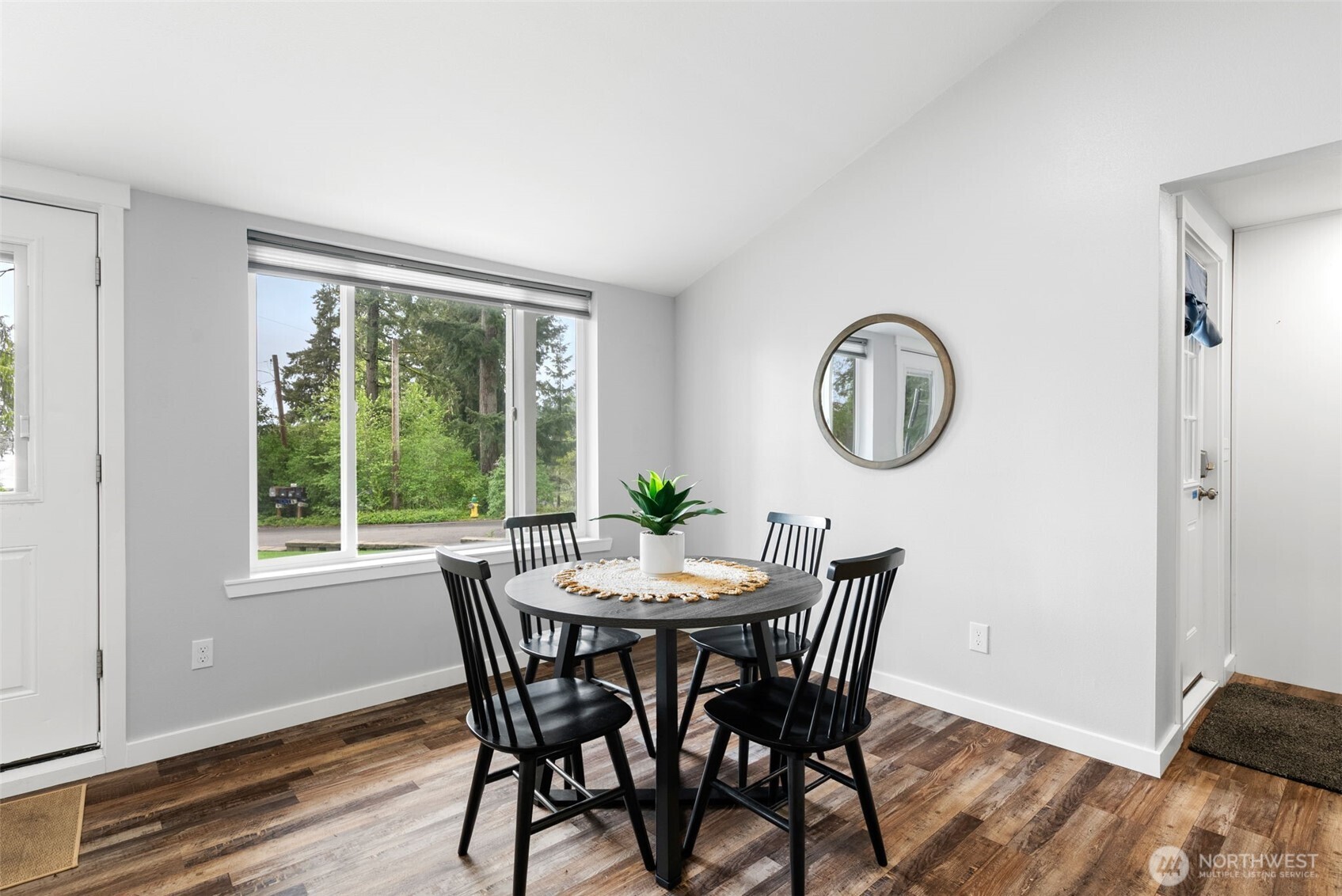 3021 Marine Drive Property Photo 9