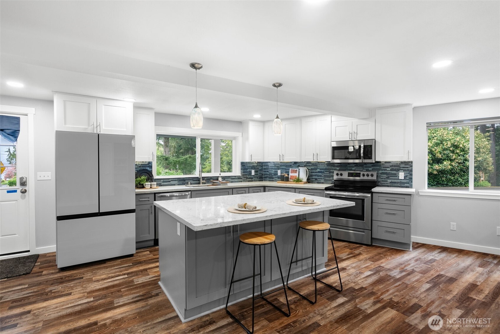 3021 Marine Drive Property Photo 12