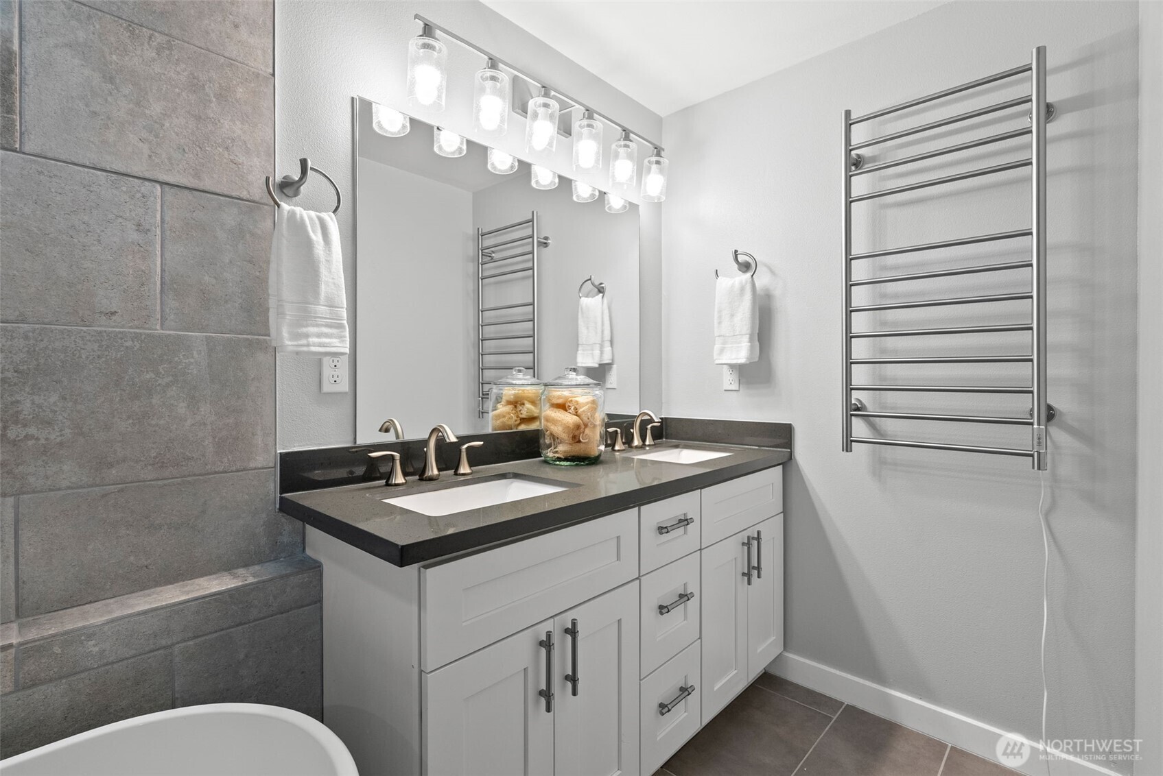 3021 Marine Drive Property Photo 26