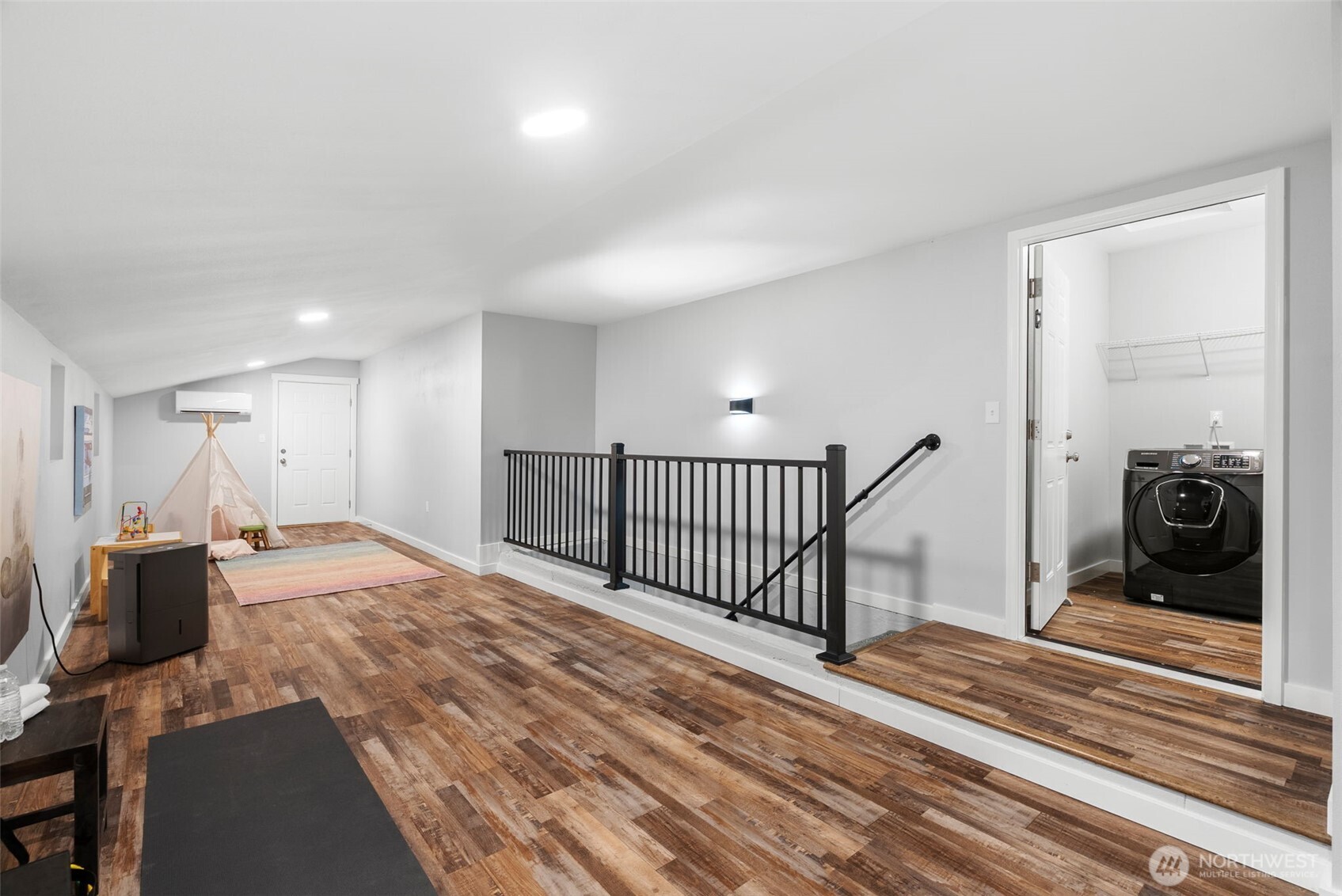 3021 Marine Drive Property Photo 27