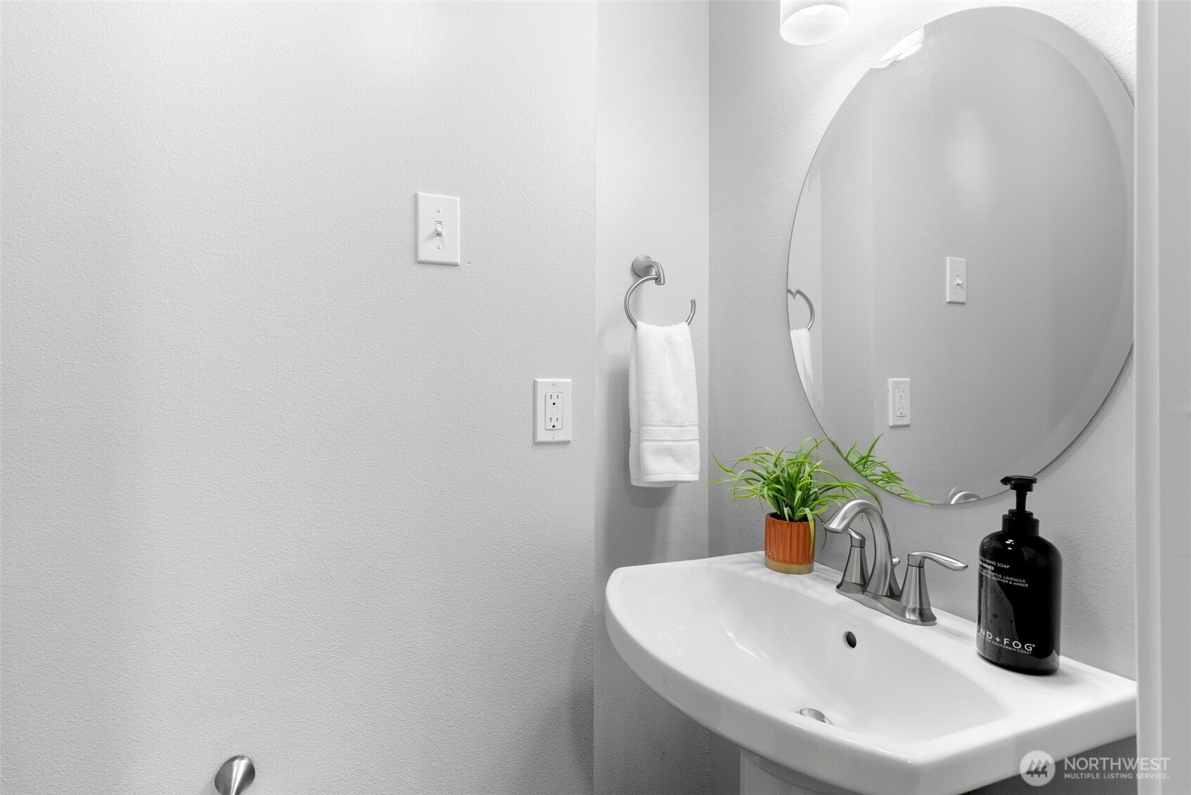 3021 Marine Drive Property Photo 31