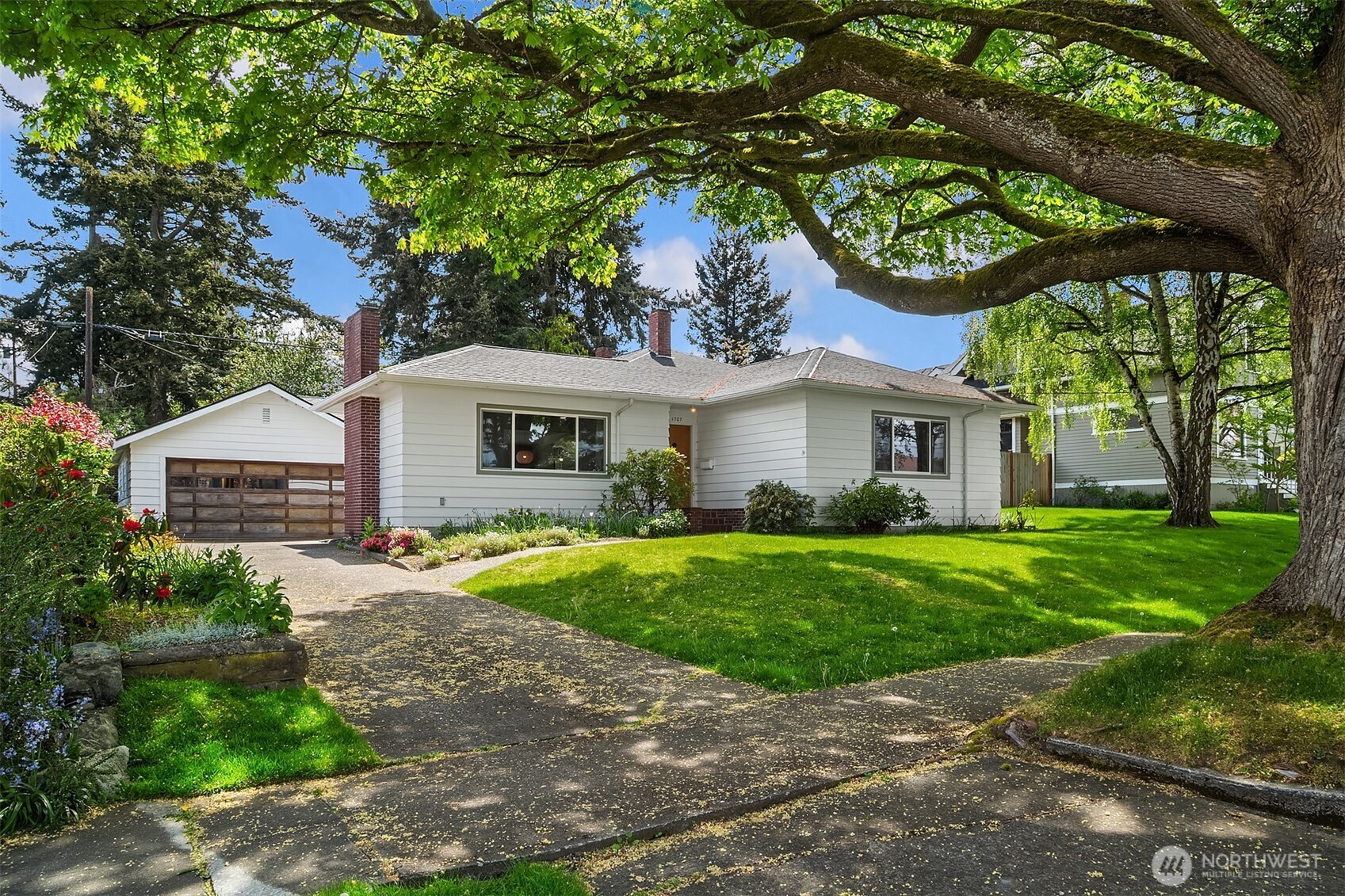 1707 8th Street Property Photo 1