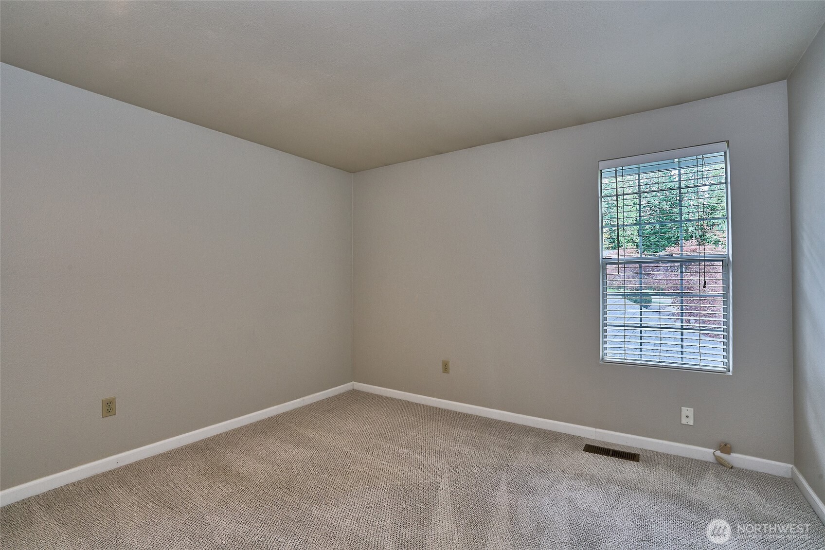8730 133rd Avenue Property Photo 20