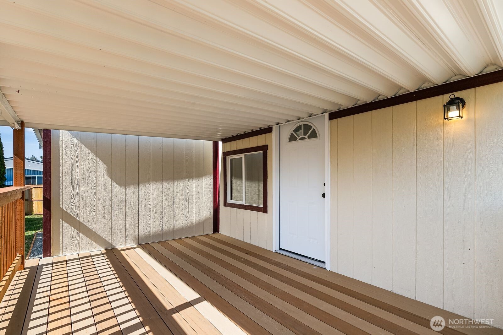 2392 Douglas Road 19 Property Photo 3