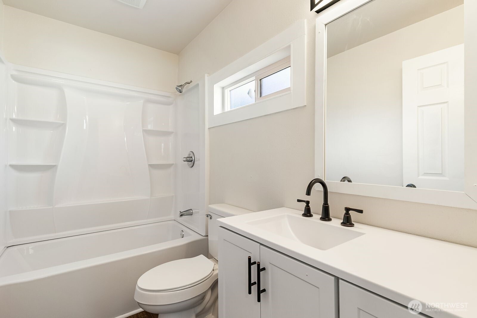 2392 Douglas Road 19 Property Photo 16