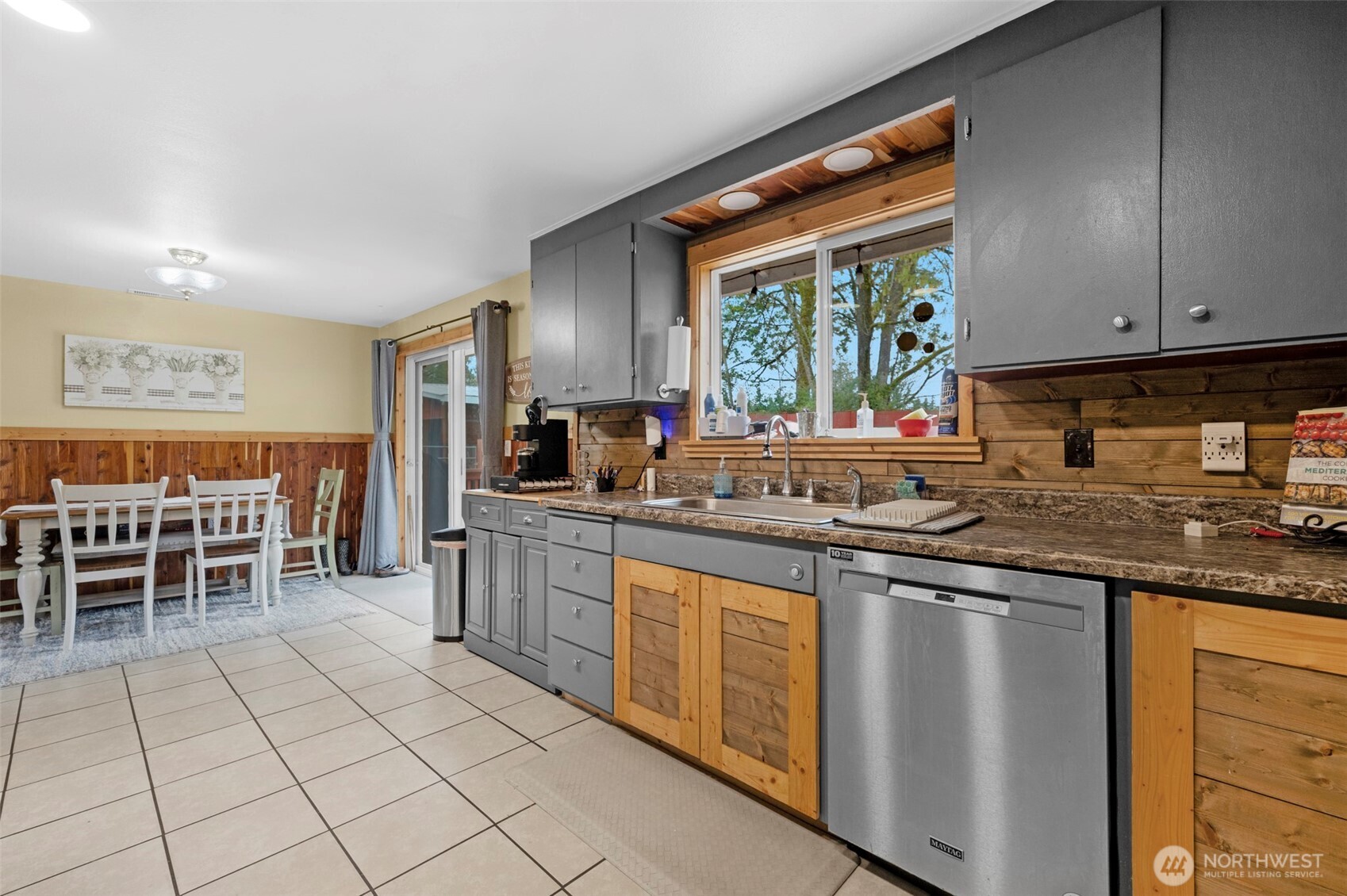 18002 19th Avenue Property Photo 10