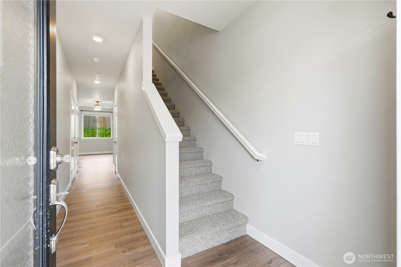 8405 Gilman Way Property Photo 4