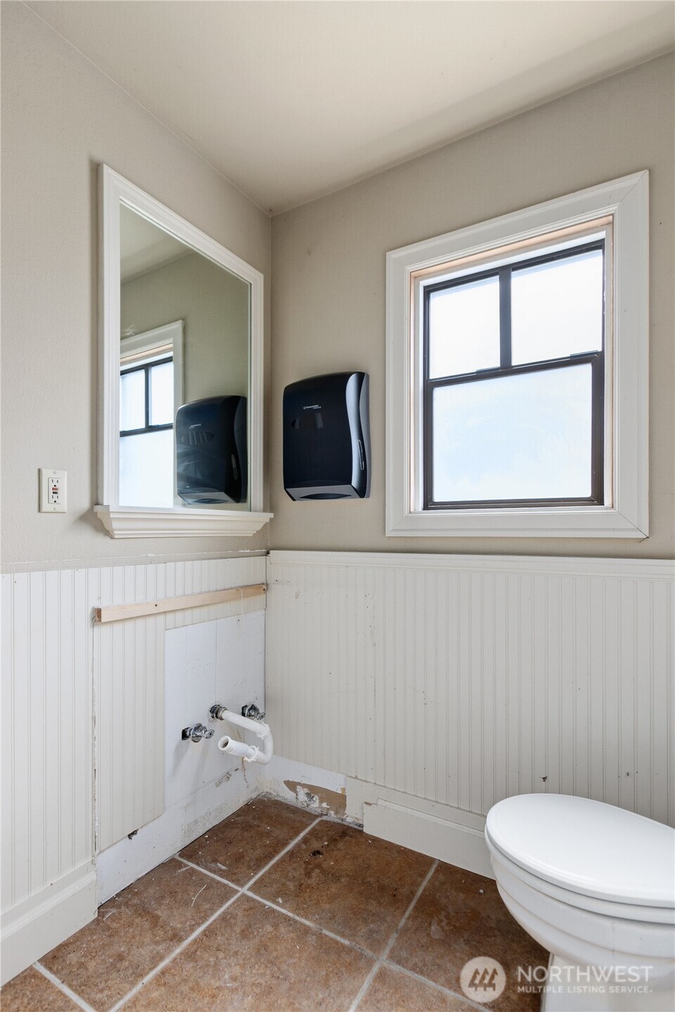 2602 Grand Avenue Property Photo 18