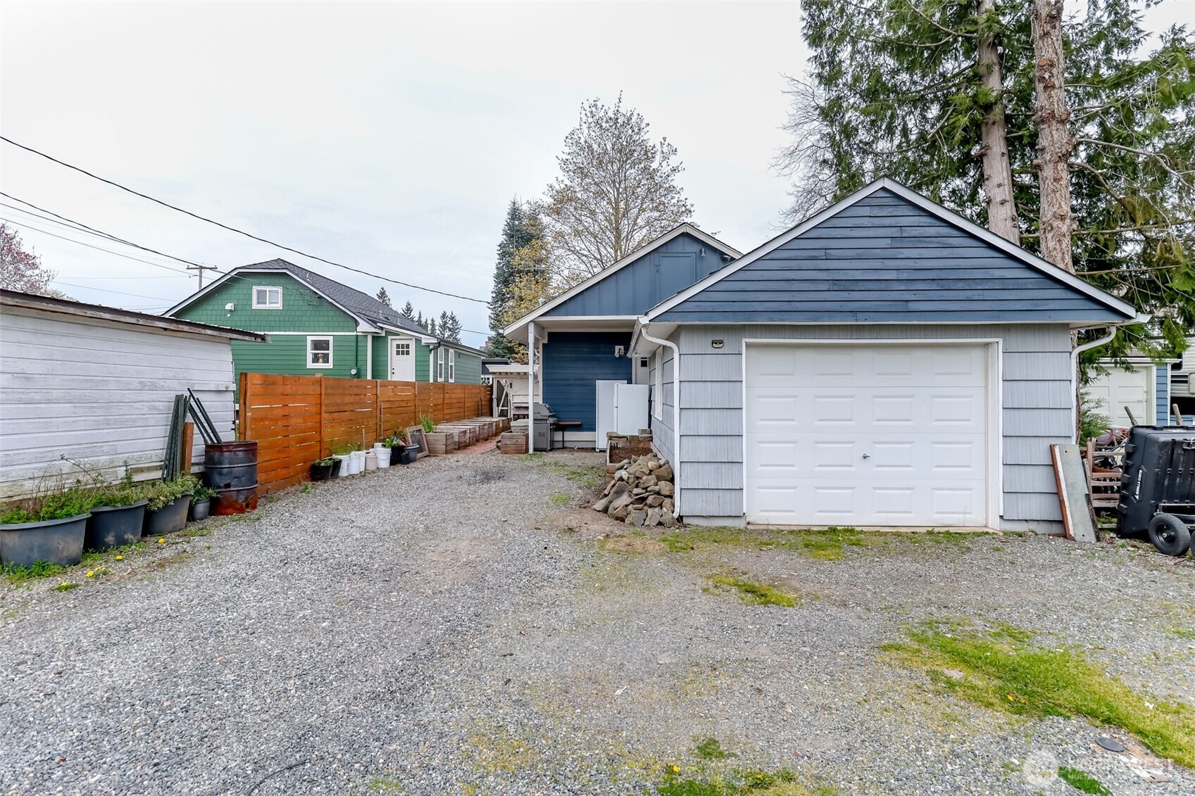 3015 Fredrickson Street Property Photo 28