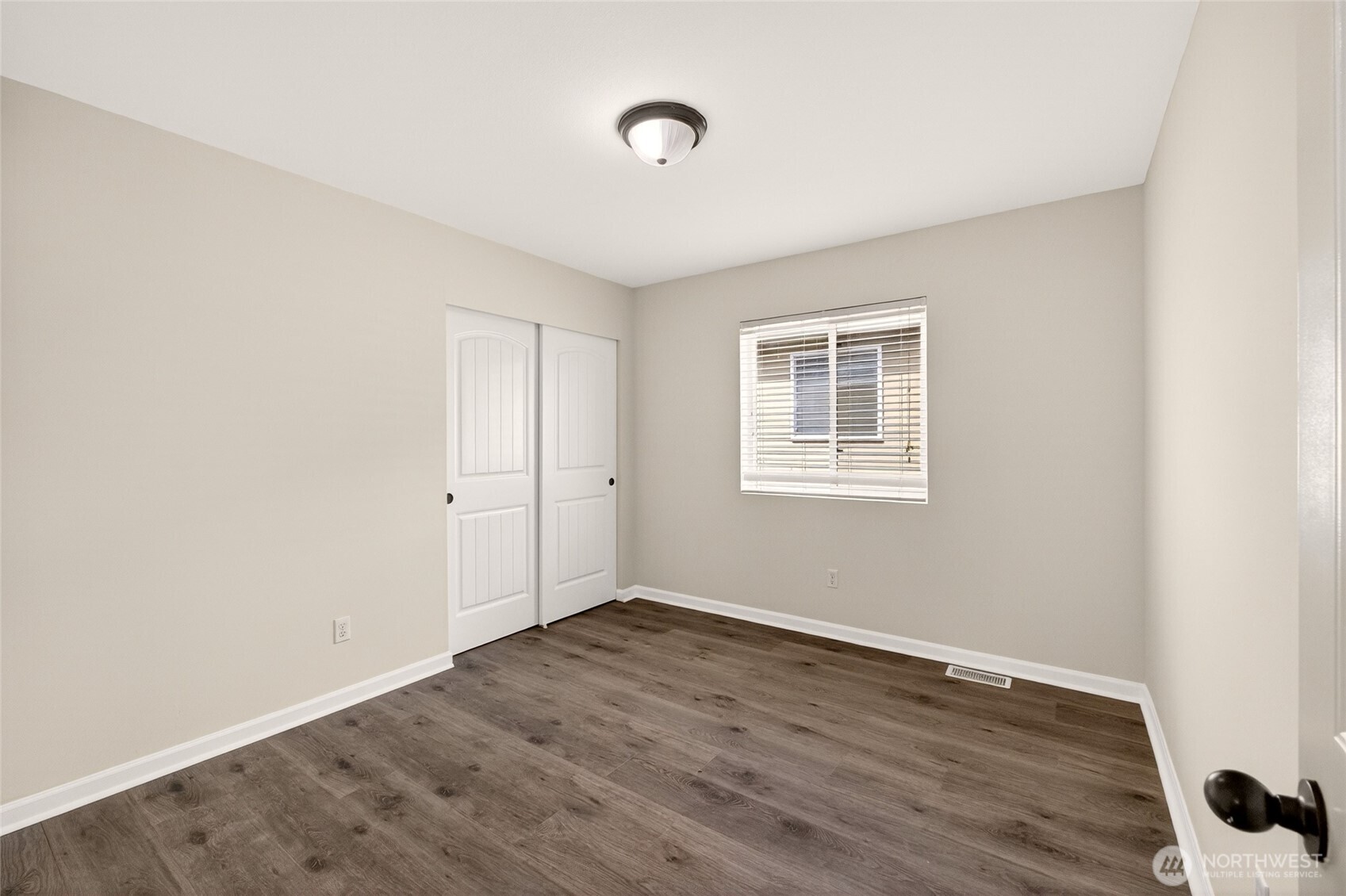 335 Ne Graham Avenue Property Photo 19