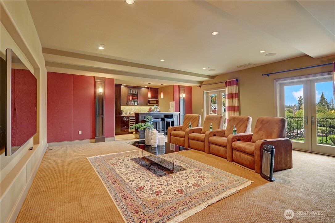 1055 91st Avenue Property Photo 32
