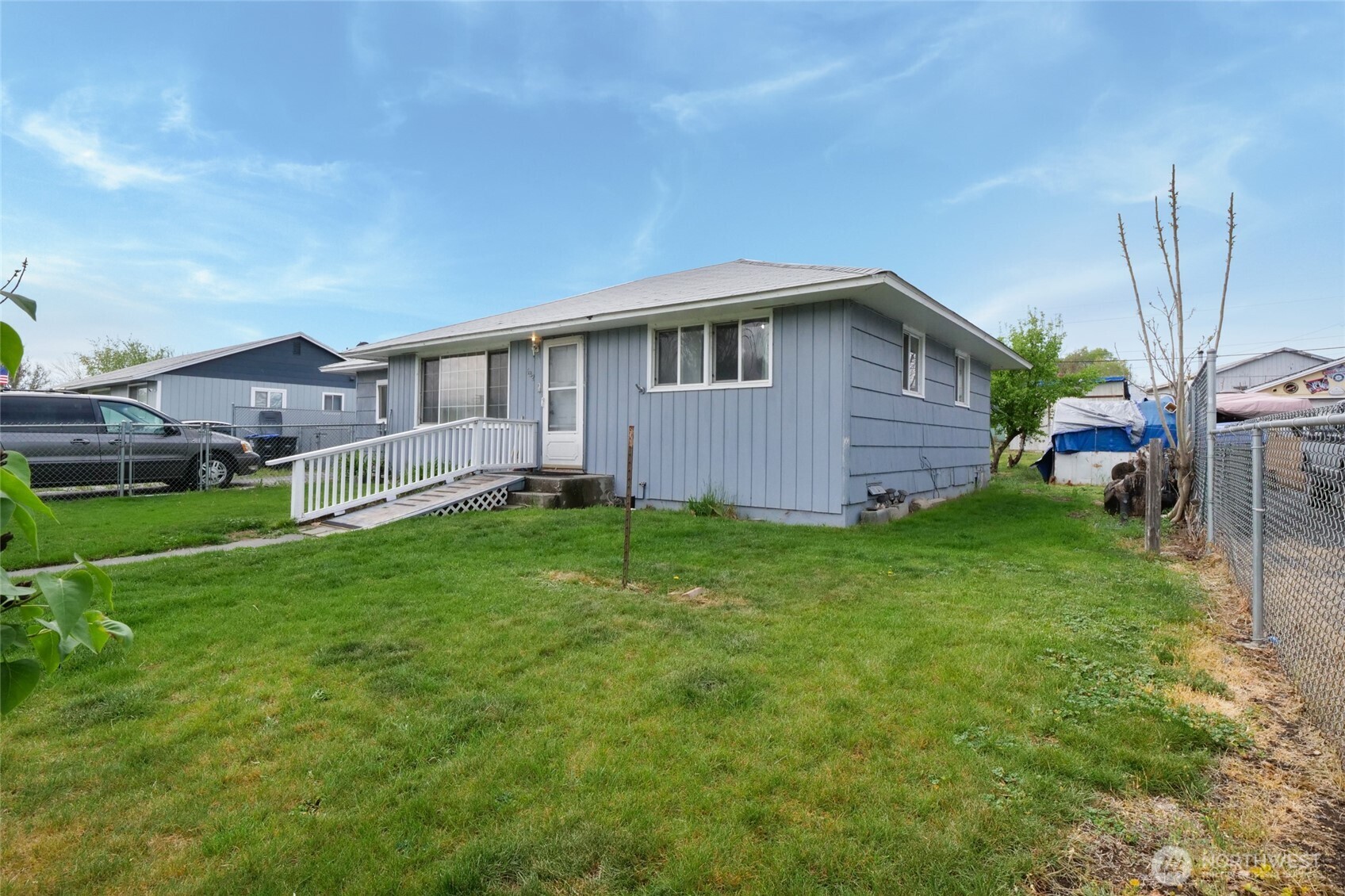 542 N Central Drive Property Photo 9
