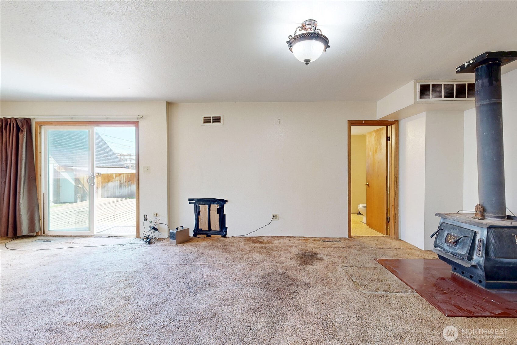 319 W Cherry Street Property Photo 12