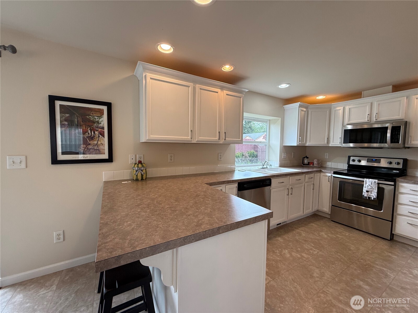 611 Andrews Avenue Property Photo 14