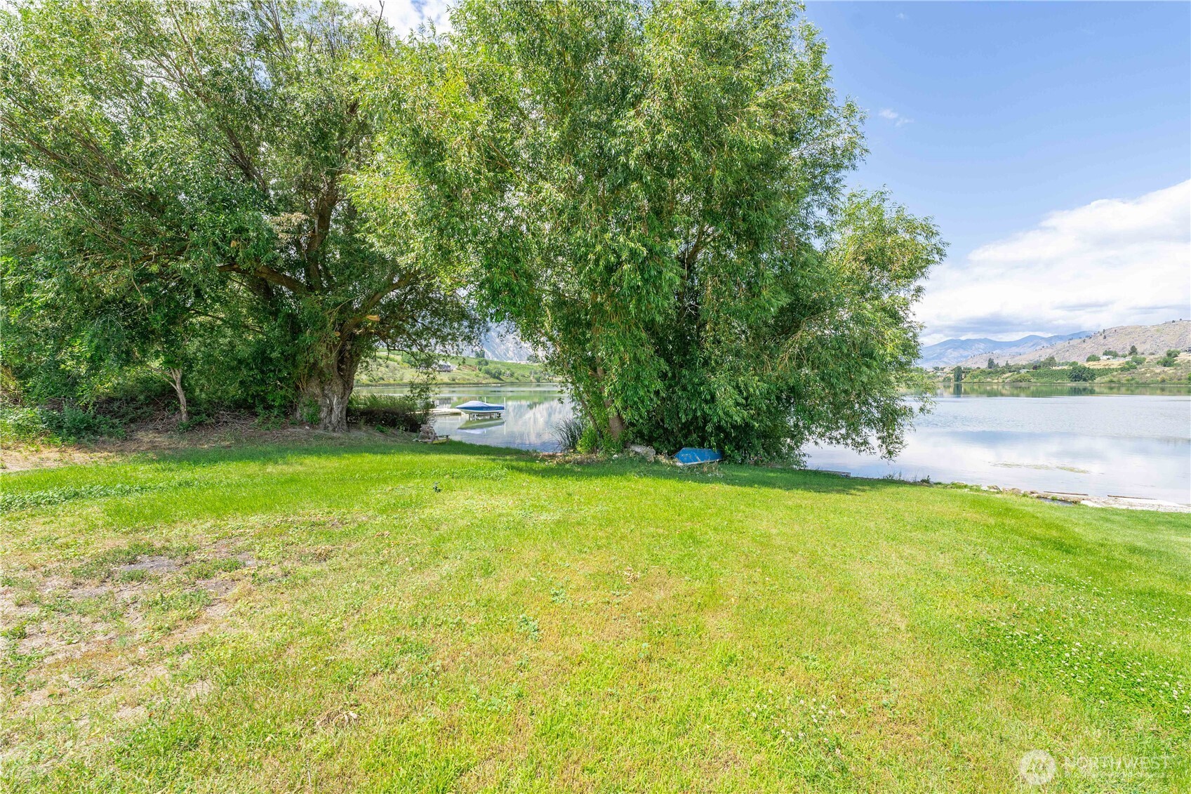 220 Roses Lake Drive Property Photo 31
