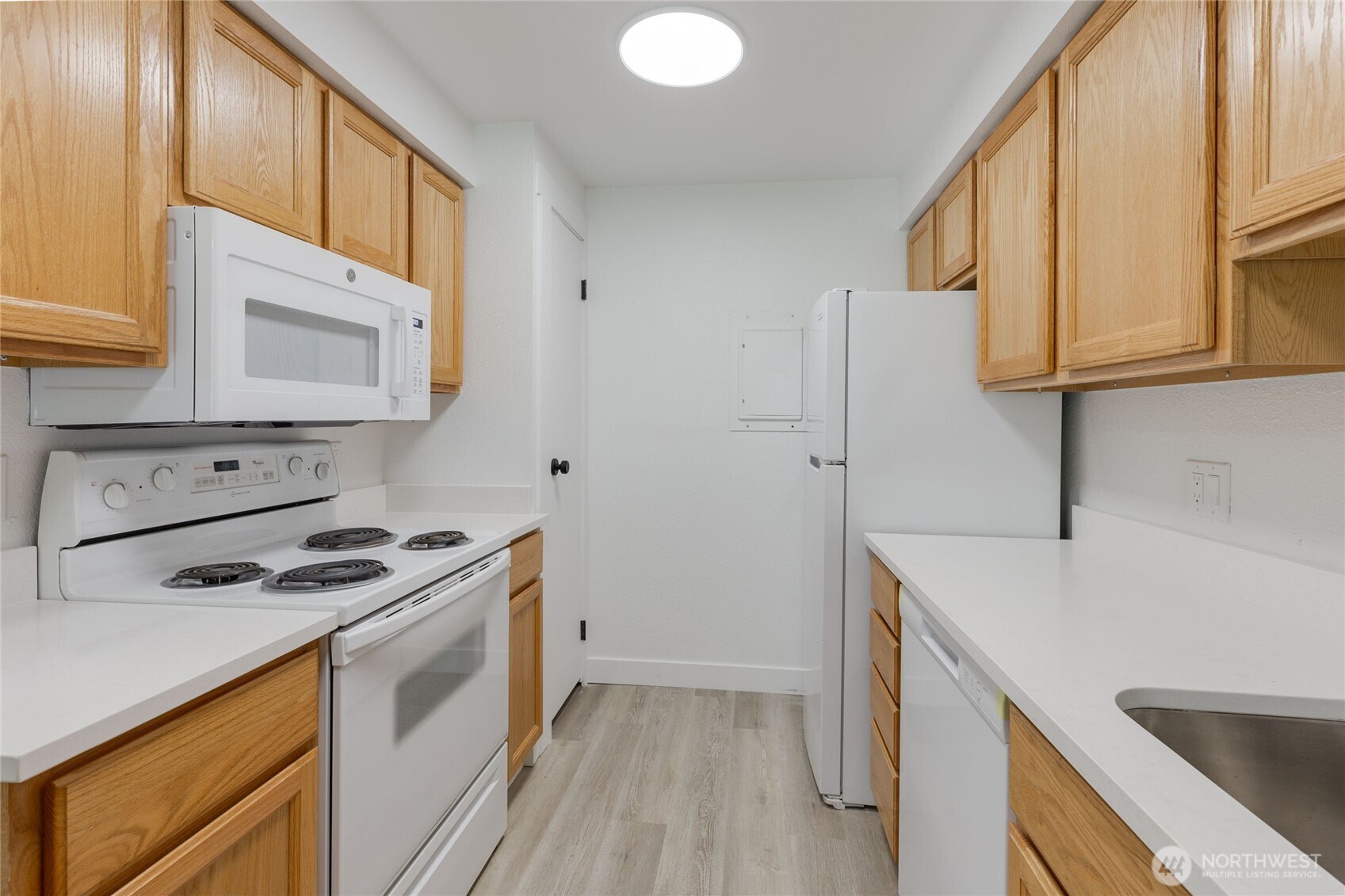 1555 Union Avenue 33 Property Photo 15
