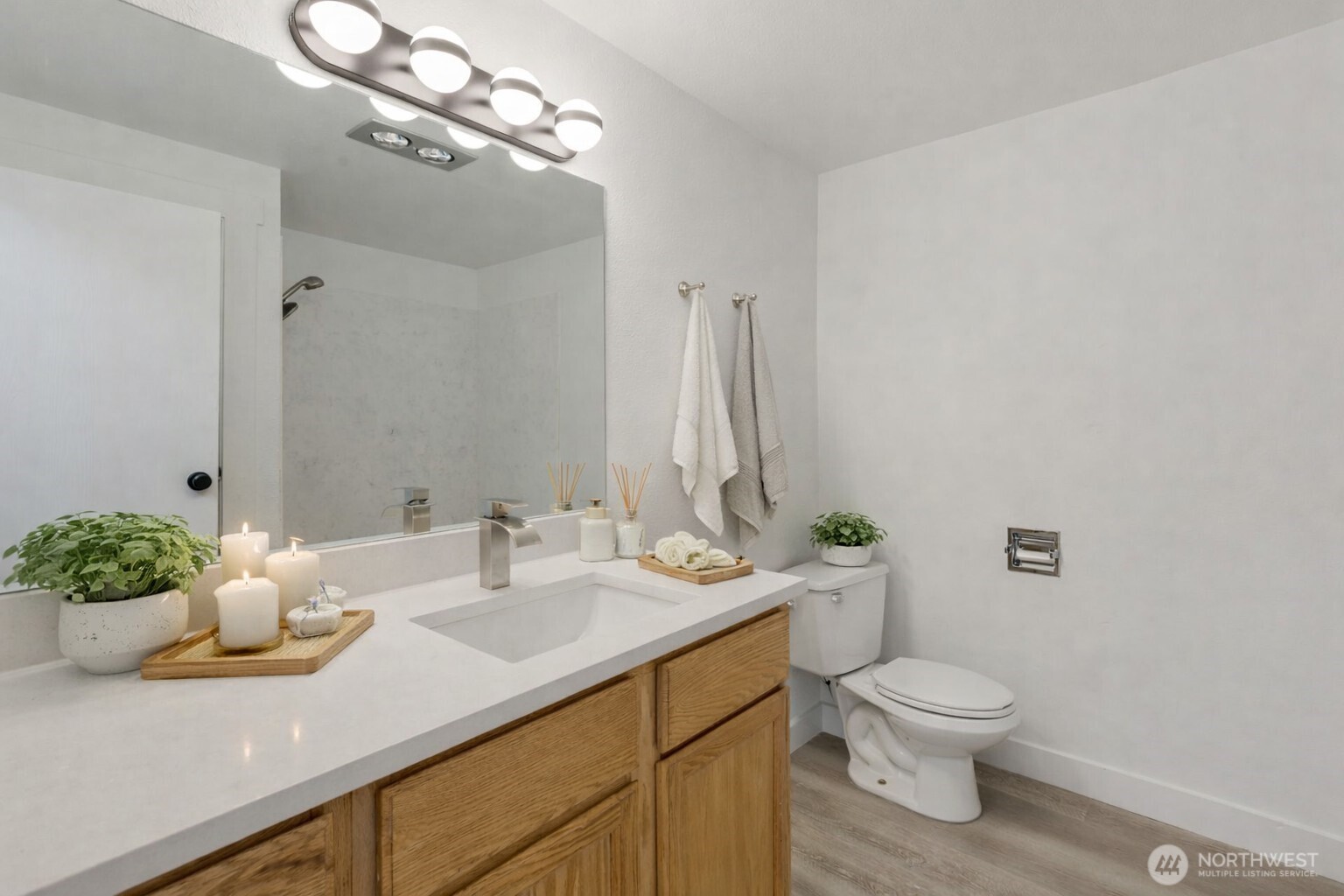 1555 Union Avenue 33 Property Photo 17
