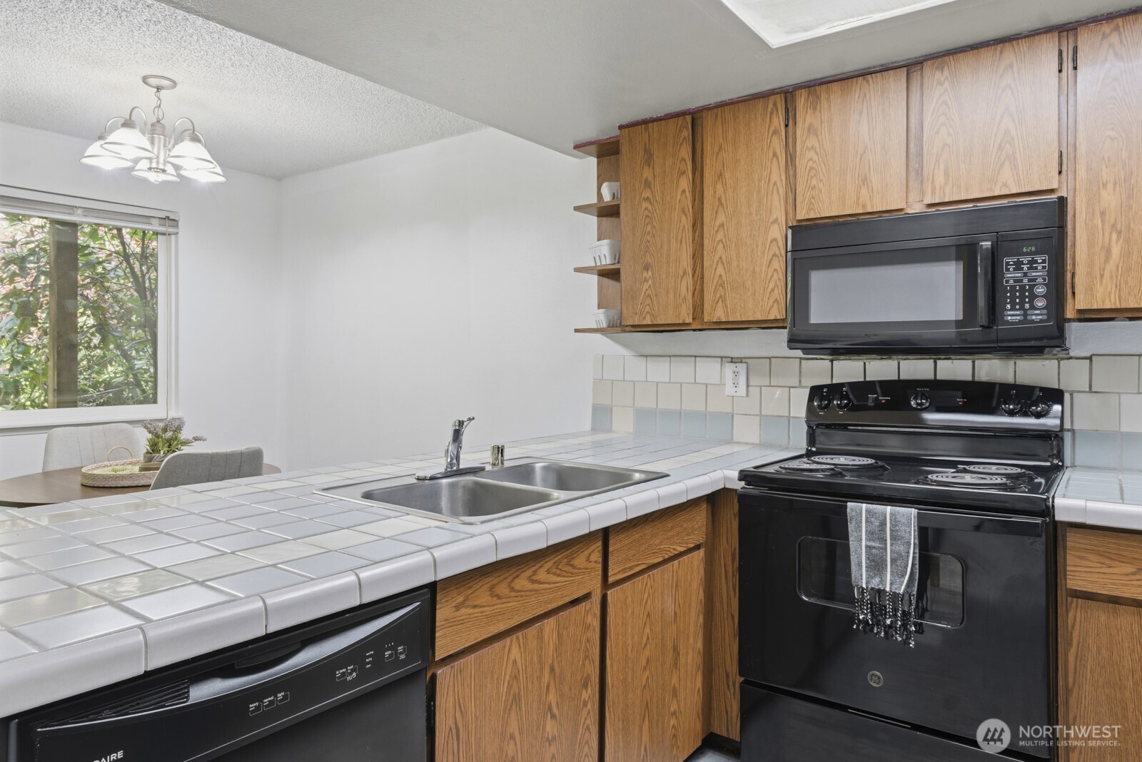 2949 Se Mile Hill C-3 Property Photo 6