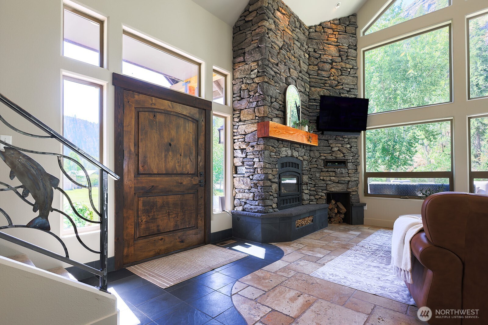 180 Country River Lane Property Photo 4