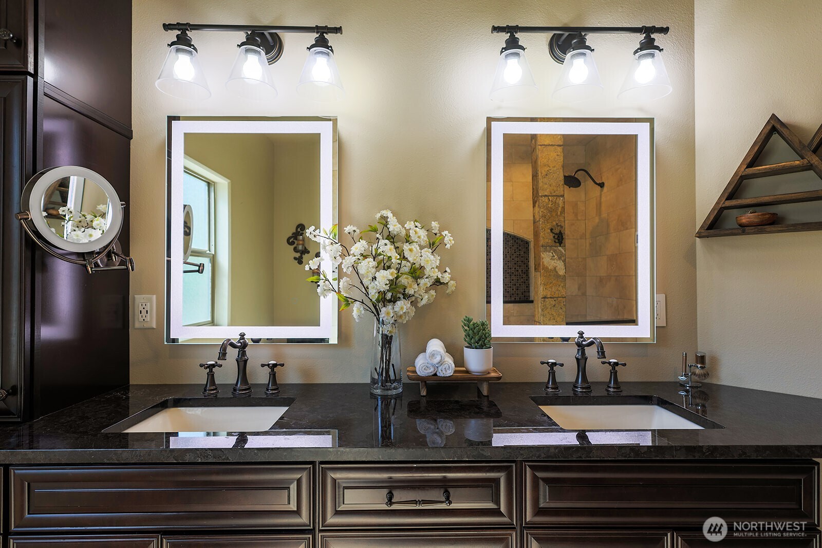 180 Country River Lane Property Photo 14