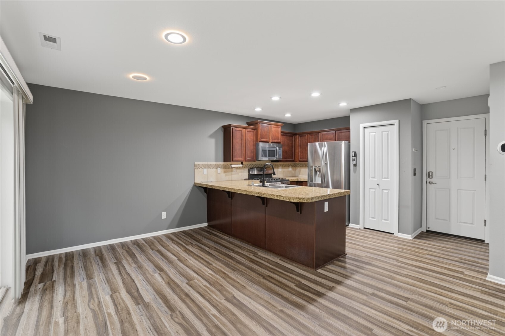 4224 E T Street Property Photo 7