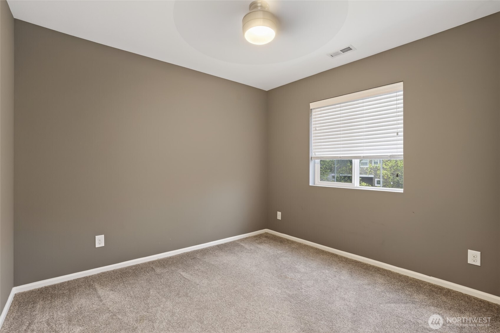 4224 E T Street Property Photo 23