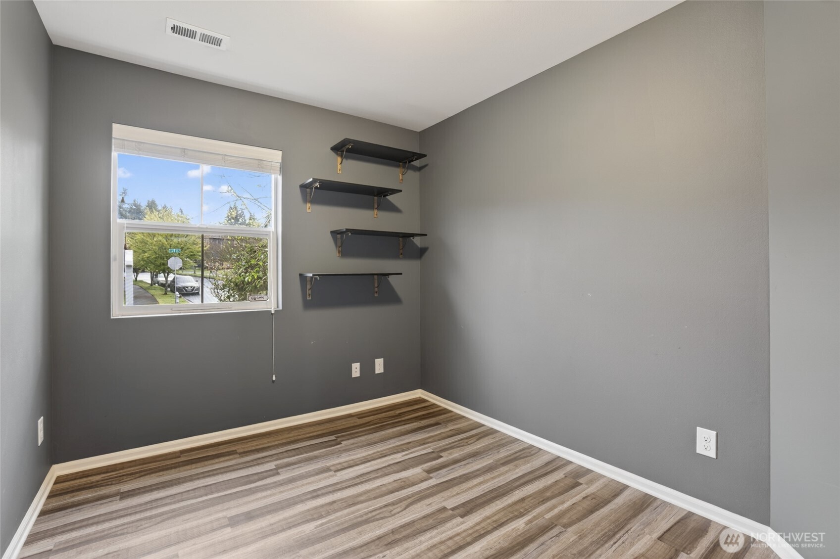 4224 E T Street Property Photo 28