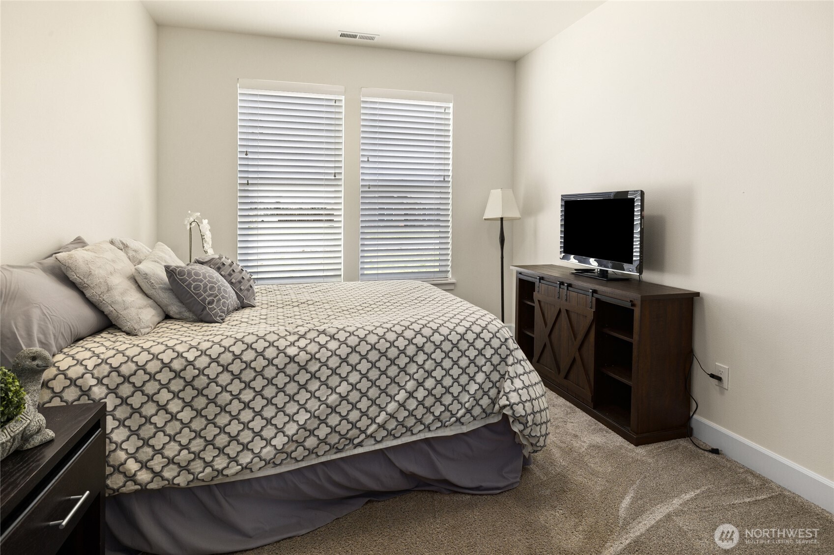 370 Deer Meadow Drive Property Photo 15