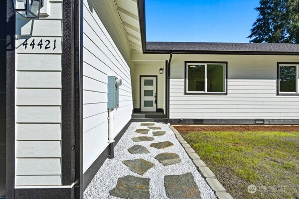 44421 Pine Road Property Photo 4