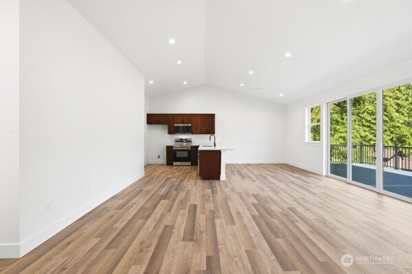 44421 Pine Road Property Photo 8