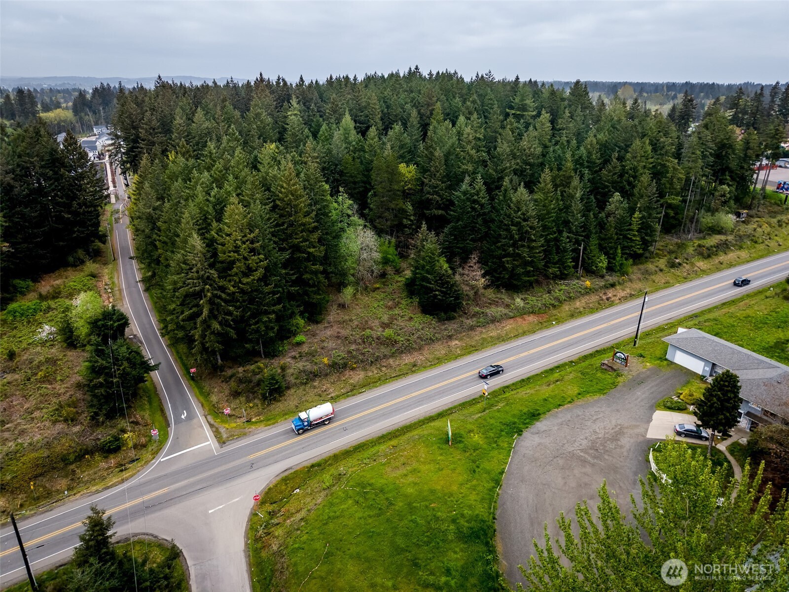 1073 Se Sedgwick Road Property Photo 13