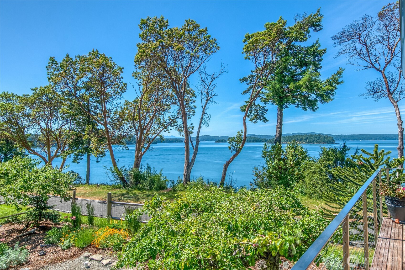 5686 Deer Harbor Road Property Photo 1