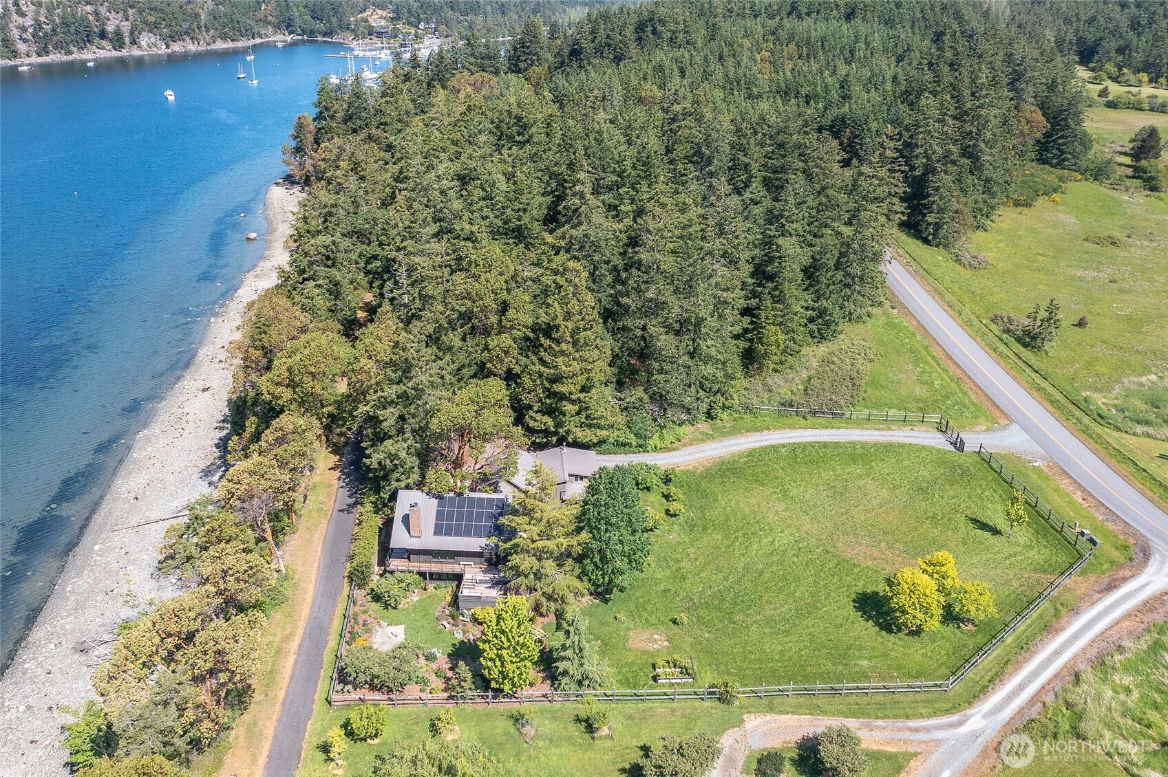 5686 Deer Harbor Road Property Photo 5