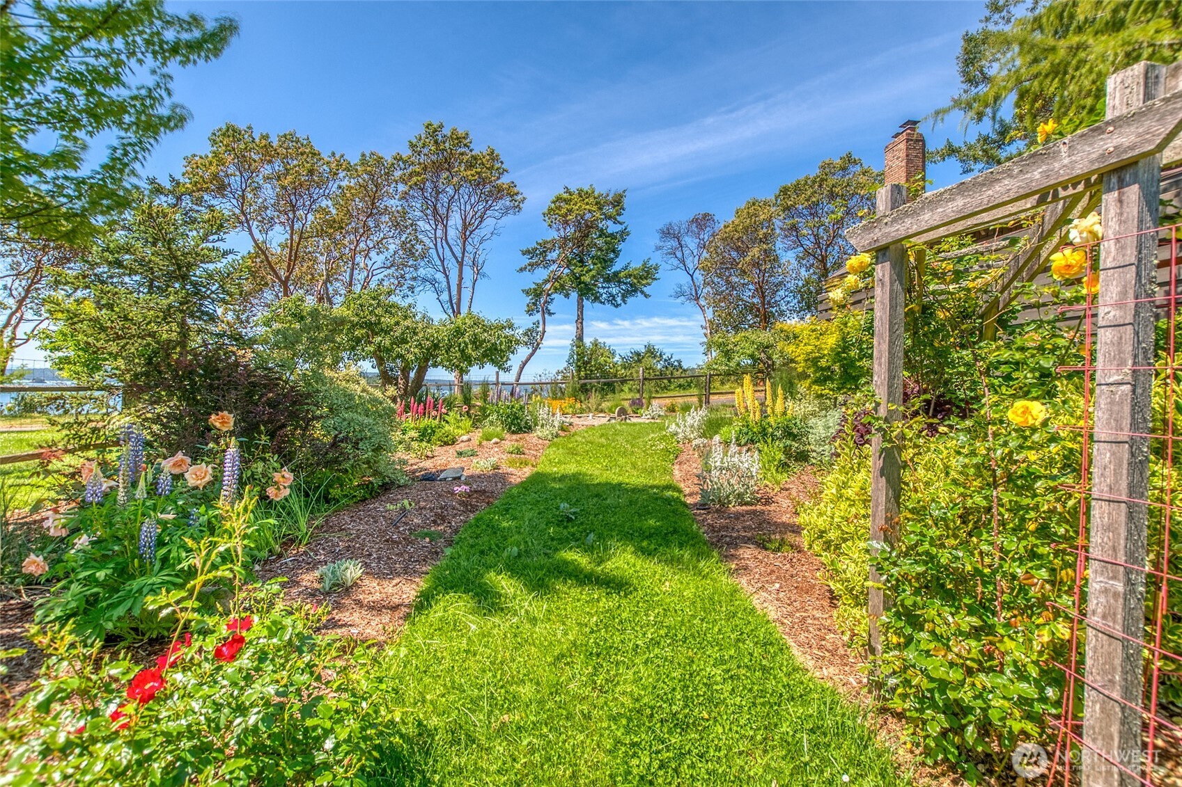 5686 Deer Harbor Road Property Photo 11