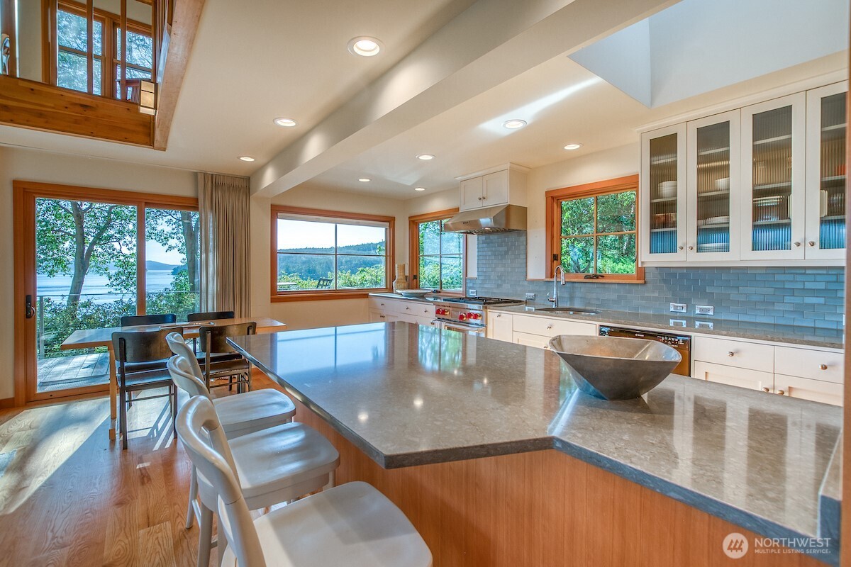 5686 Deer Harbor Road Property Photo 16