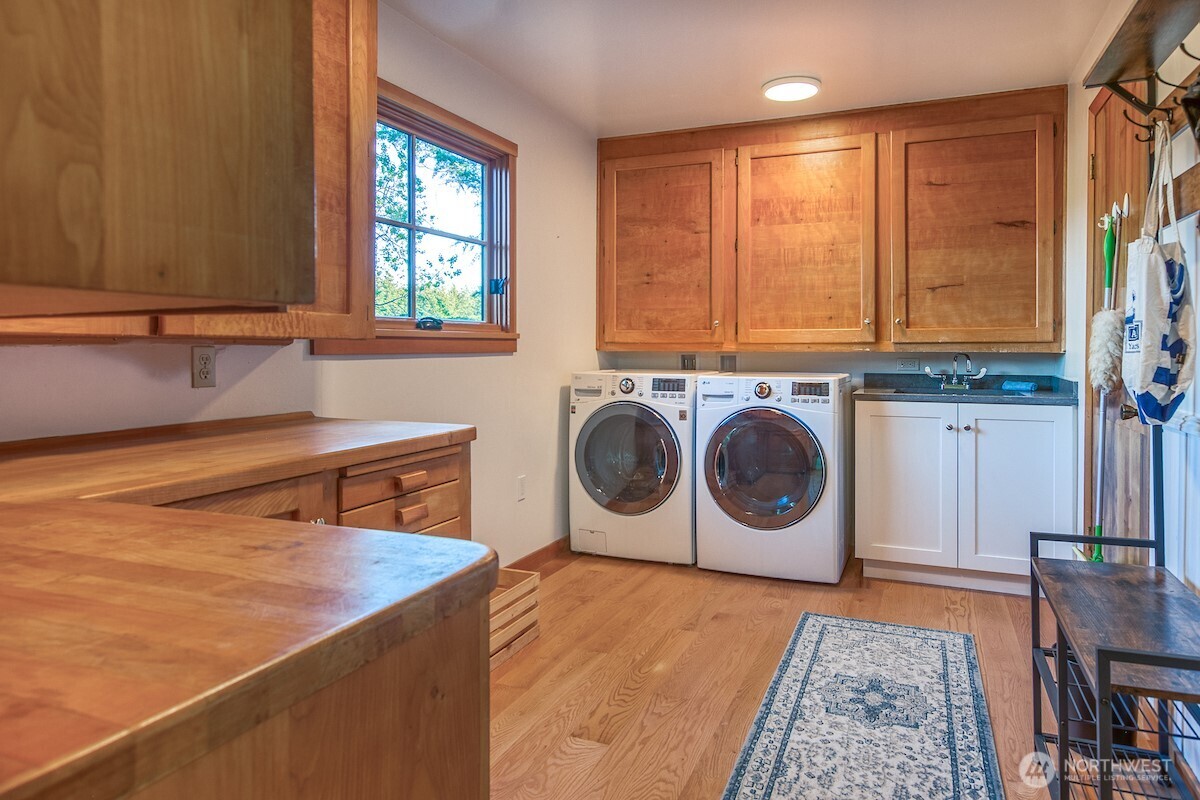 5686 Deer Harbor Road Property Photo 20
