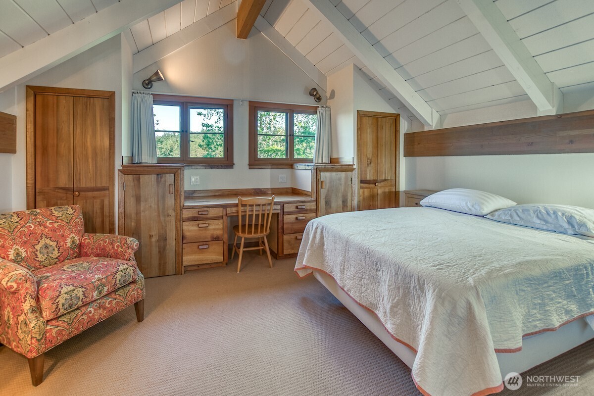 5686 Deer Harbor Road Property Photo 23