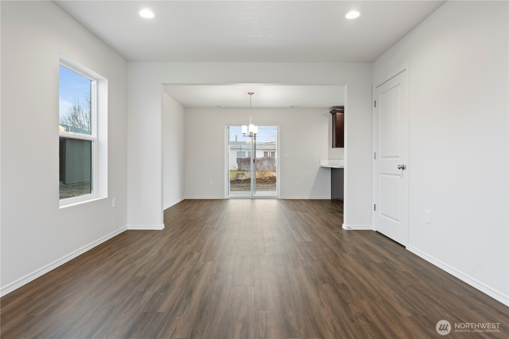 103 Poplar Street Property Photo 7