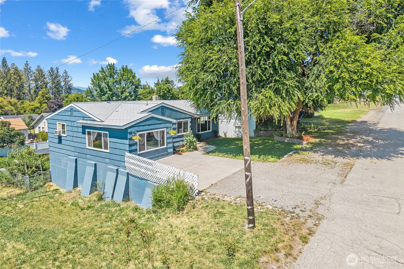 124 Crestview Drive Property Photo 39