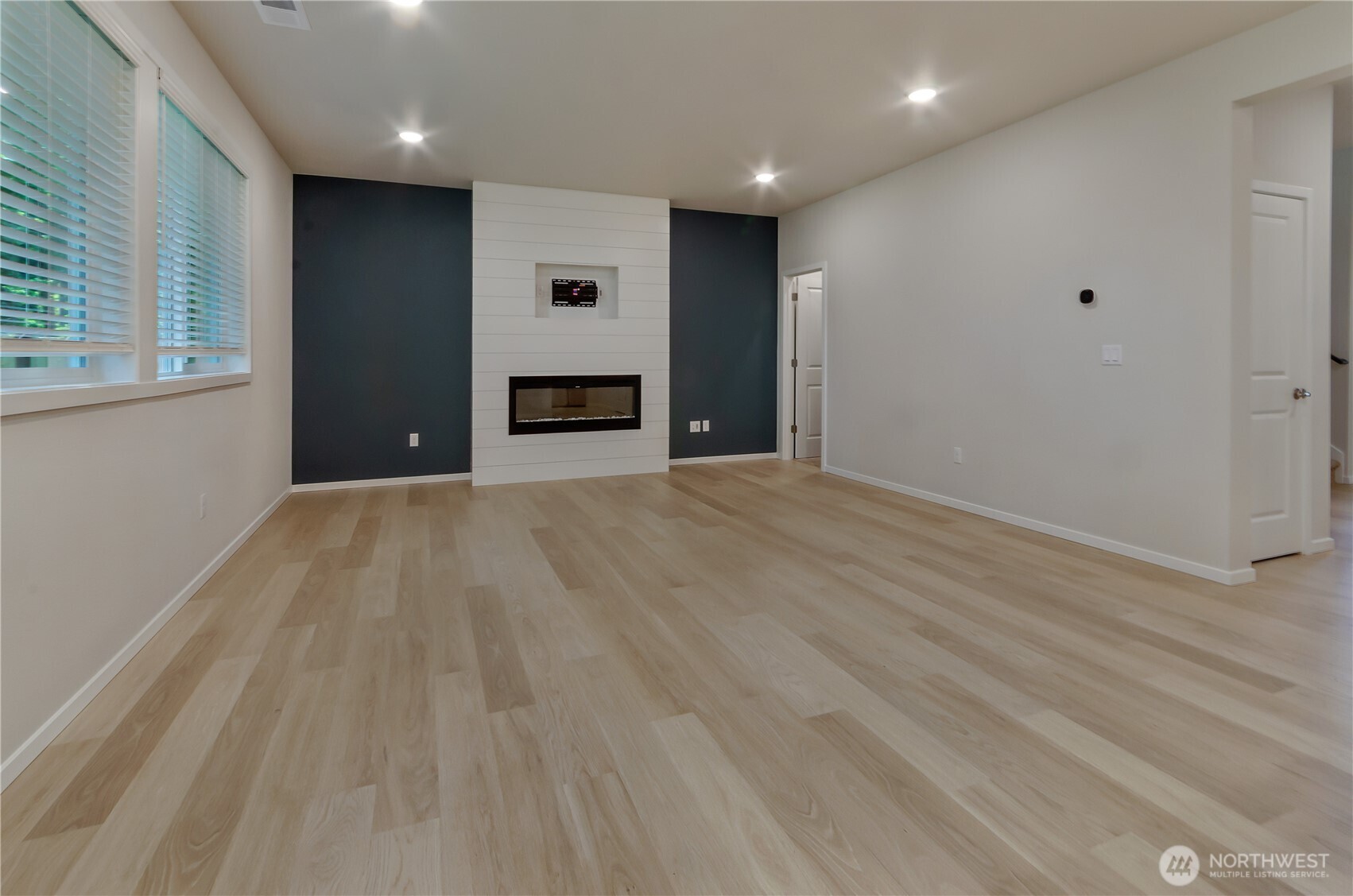 3734 183rd Street Ct Property Photo 10