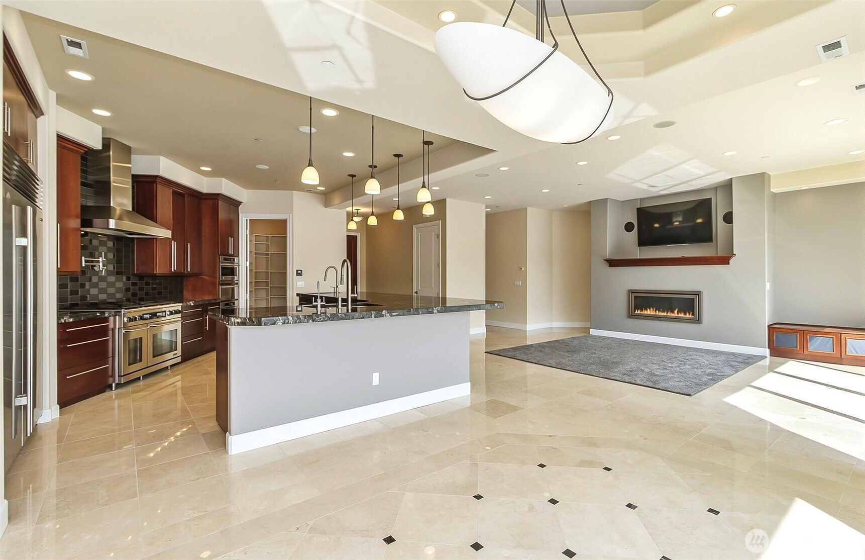 1619 Vernon Road Upper Property Photo 11